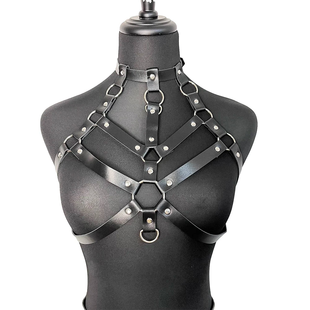 Arnés Sexy de Pecho de Cuero y cadenas para Fetiche